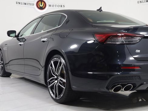 Used 2023 Maserati Quattroporte Modena Q4 image 32
