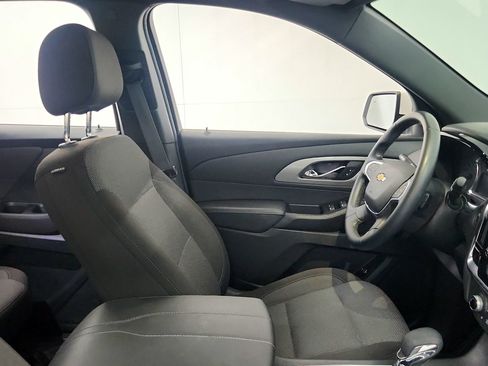 Certified 2023 Chevrolet Traverse LT FWD image 29
