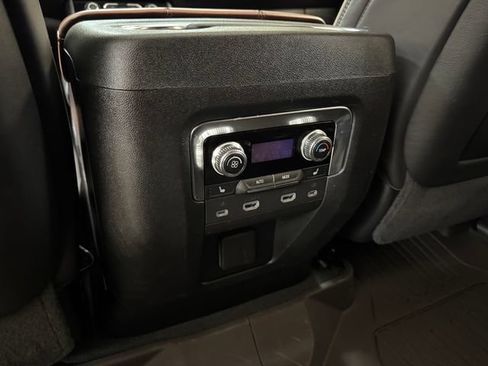 Used 2024 GMC Yukon XL Denali Ultimate AWD/4WD image 25