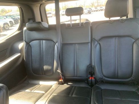 Used 2024 Jeep Wagoneer Series II image 24