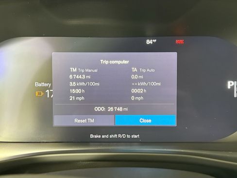 Certified 2023 Volvo C40 P8 Recharge Plus AWD/4WD image 11