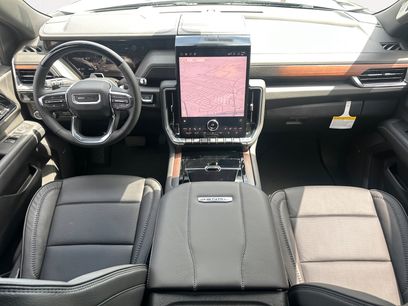New 2026 GMC Yukon Denali w/ Advanced Technology Package