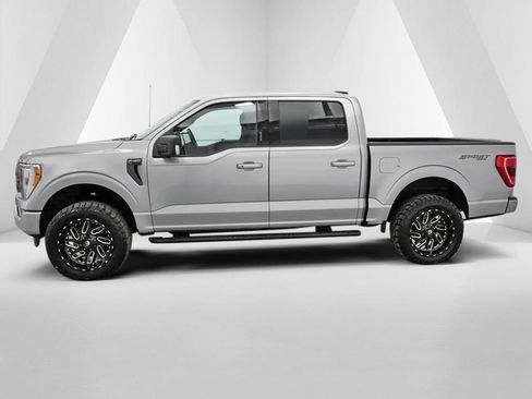Used 2022 Ford F150 XLT w/ Equipment Group 302A High AWD/4WD image 4