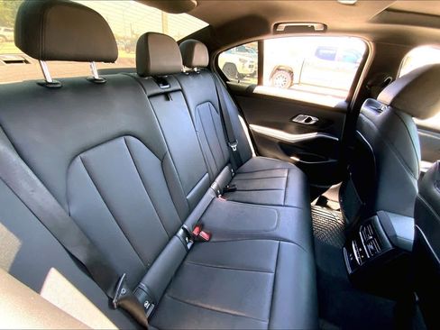 Used 2021 BMW 330i Sedan RWD image 19
