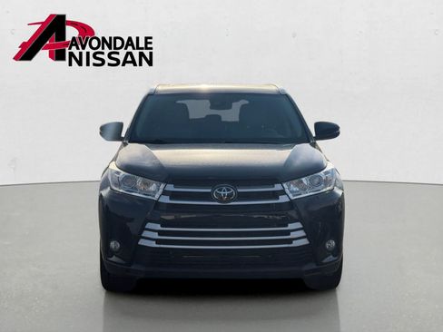 Used 2018 Toyota Highlander XLE FWD image 9