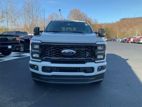 New 2026 Ford F250 XL image 2
