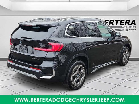 Used 2025 BMW X1 xDrive28i image 6