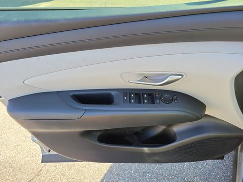 Used 2025 Hyundai Tucson SEL image 21