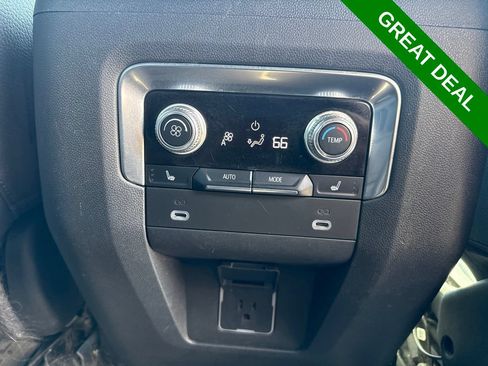 Used 2021 GMC Yukon Denali AWD/4WD image 17
