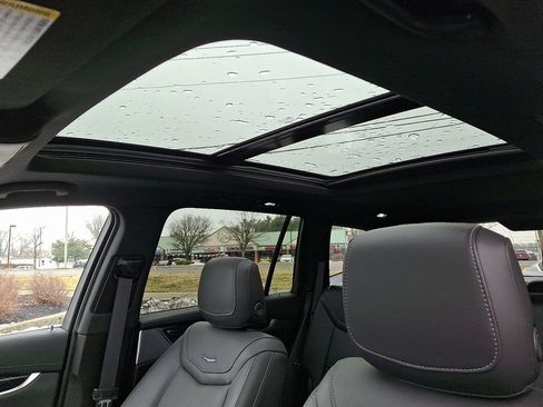 Certified 2025 Cadillac XT6 Premium Luxury w/ Technology Package image 16