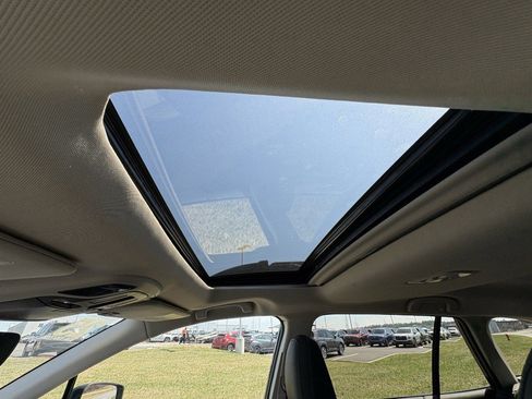 Used 2025 Subaru Outback Onyx Edition image 25