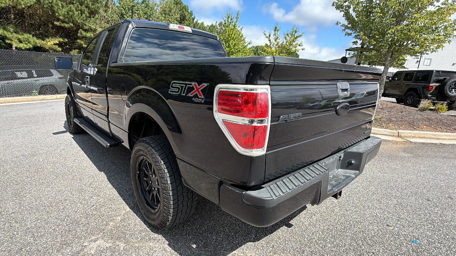 Used 2014 Ford F150 STX w/ Equipment Group 201A Mid AWD/4WD image 10