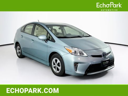 Used 2013 Toyota Prius Two FWD image 1