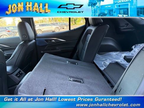 New 2026 Chevrolet Equinox EV LT image 25