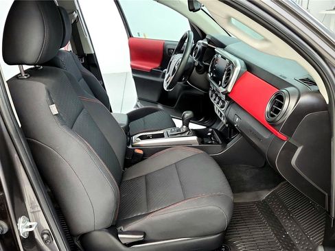 Used 2023 Toyota Tacoma SR5 image 15