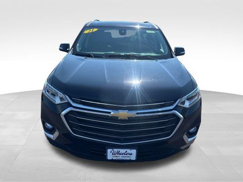 Used 2021 Chevrolet Traverse Premier w/ LPO, Floor Liner Package AWD/4WD image 10