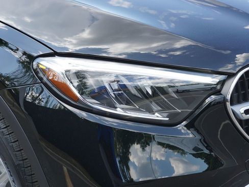 Certified 2025 Mercedes-Benz GLC 300 4MATIC image 10