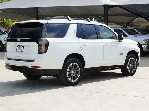 Used 2025 Chevrolet Tahoe LT w/ Comfort Package image 5