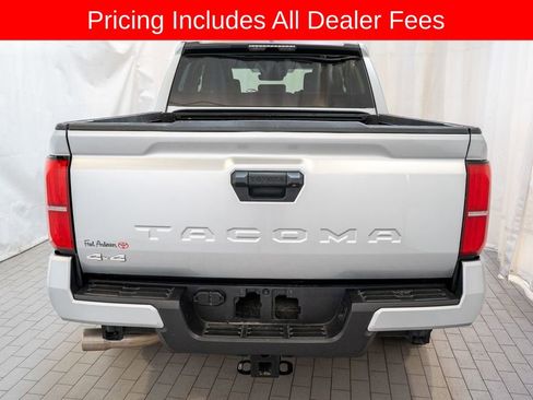Used 2024 Toyota Tacoma SR5 AWD/4WD image 4