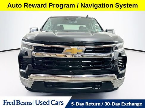 Used 2023 Chevrolet Silverado 1500 LT AWD/4WD image 3