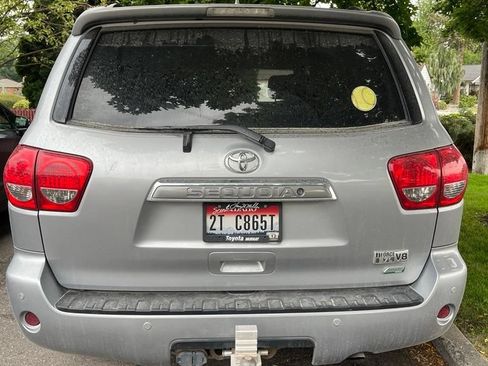 Used 2014 Toyota Sequoia Limited AWD/4WD image 6