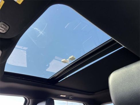 Certified 2023 Ford F150 Lariat w/ Equipment Group 502A High image 26