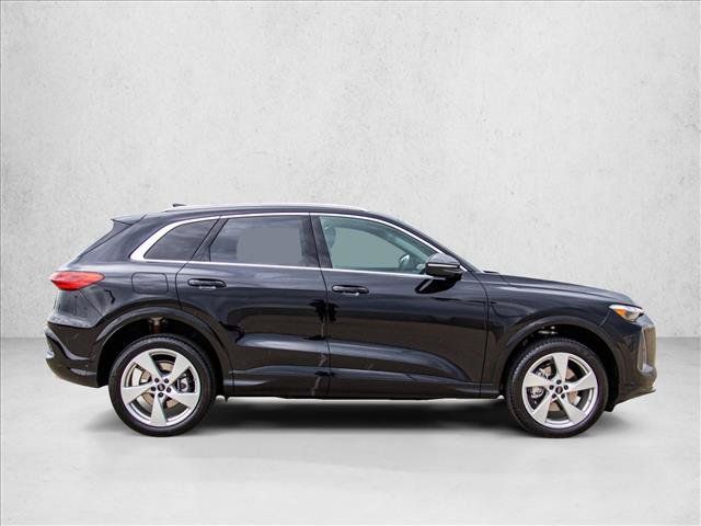 New 2026 Audi Q5 Premium Plus AWD/4WD image 4