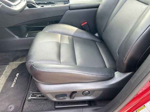 Certified 2023 Nissan Rogue SV w/ SV Premium B Package image 21