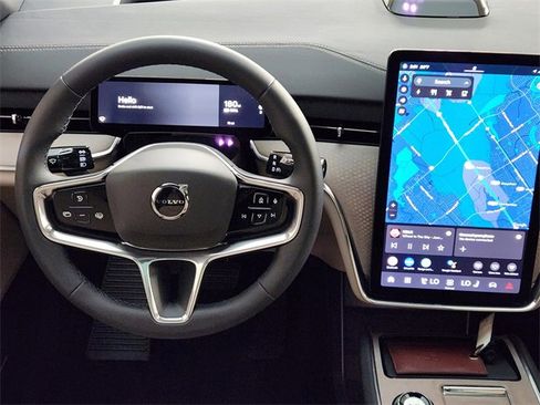 New 2025 Volvo EX90 Plus image 24