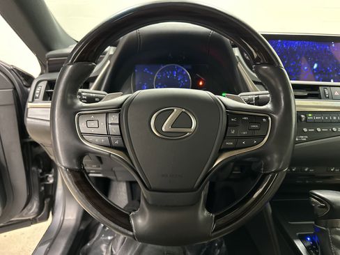 Used 2019 Lexus ES 350 image 18