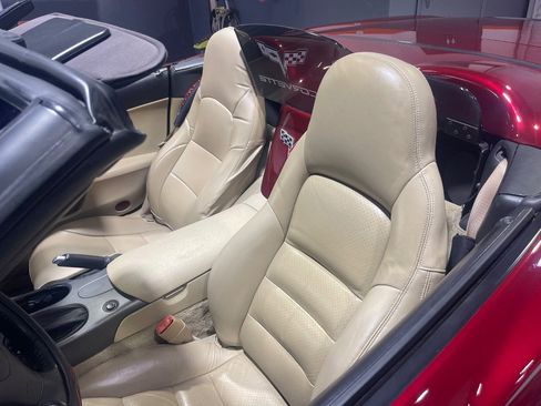 Used 2007 Chevrolet Corvette Convertible w/ Preferred Equipment Group image 6