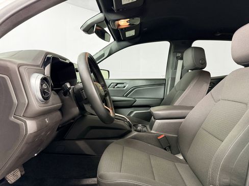 Used 2024 Chevrolet Colorado LT w/ LT Convenience Package image 15