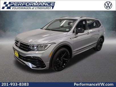 Used 2023 Volkswagen Tiguan SE R-Line