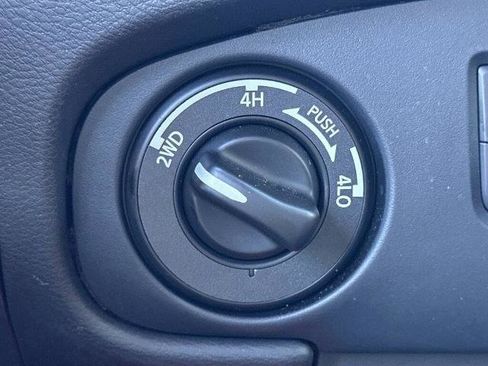 Certified 2022 Nissan Frontier PRO-4X image 8