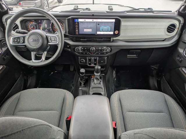 Certified 2026 Jeep Wrangler Unlimited Sahara AWD/4WD image 15