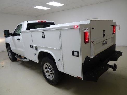 Used 2018 Chevrolet Silverado 2500 W/T w/ WT Fleet Convenience Package RWD image 4