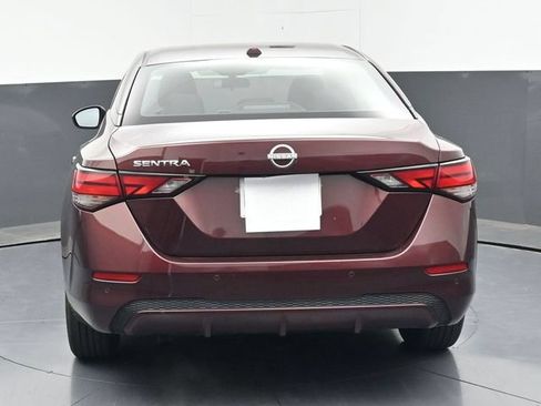 Used 2025 Nissan Sentra SV FWD image 32