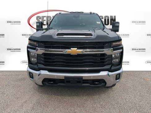 Used 2026 Chevrolet Silverado 2500 LT w/ All Star Edition AWD/4WD image 3