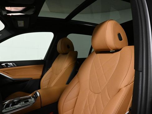 New 2026 BMW X5 xDrive40i w/ Premium Package image 16