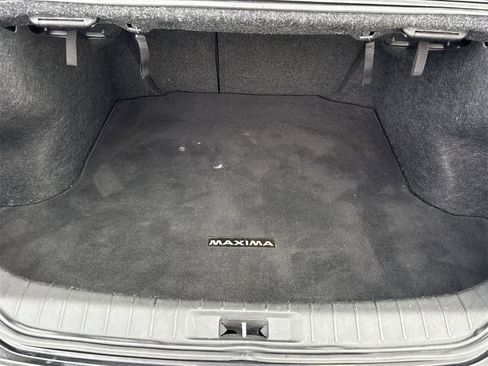 Used 2021 Nissan Maxima SR w/ Sport Mat Group image 45