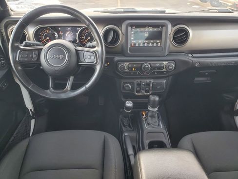 Used 2021 Jeep Wrangler Unlimited Sport image 29