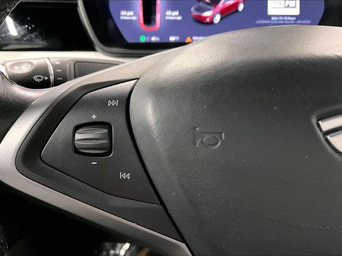 Used 2020 Tesla Model X Long Range AWD/4WD image 23