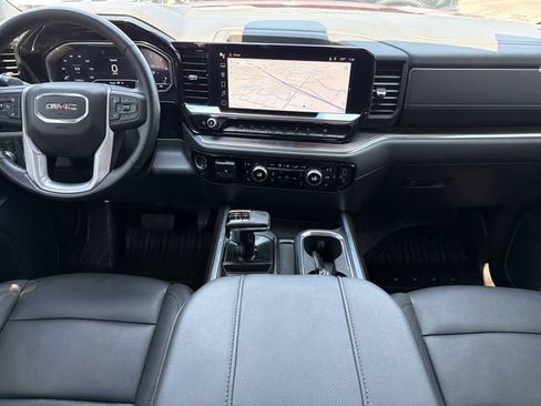 Used 2024 GMC Sierra 1500 SLT w/ SLT Premium Plus Package AWD/4WD image 9