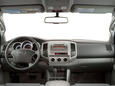 Used 2010 Toyota Tacoma PreRunner RWD image 7