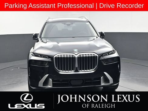 Used 2025 BMW X7 xDrive40i w/ Premium Package AWD/4WD image 4