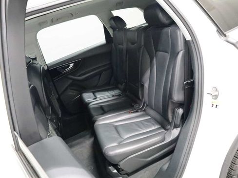 Used 2018 Audi Q7 3.0T Premium Plus AWD/4WD image 34