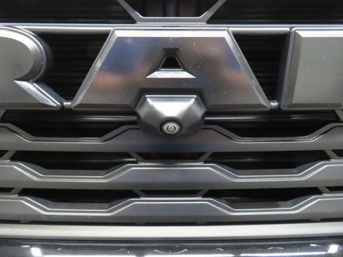 Used 2025 RAM 2500 Big Horn AWD/4WD image 53