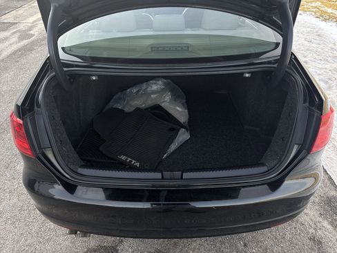 Used 2013 Volkswagen Jetta SE image 24