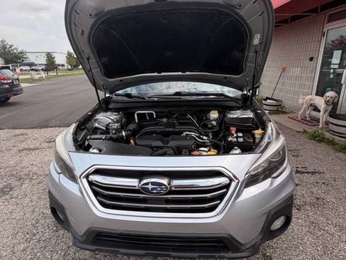 Used 2018 Subaru Outback 2.5i Premium AWD/4WD image 10