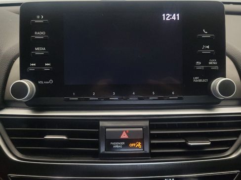 Used 2019 Honda Accord LX image 25